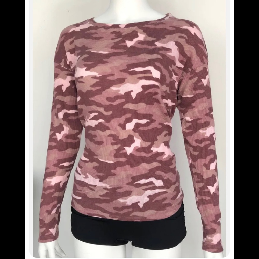 PINK Victoria’s Secret Thermal t shirt Camo Top long sleeves S Small NWT